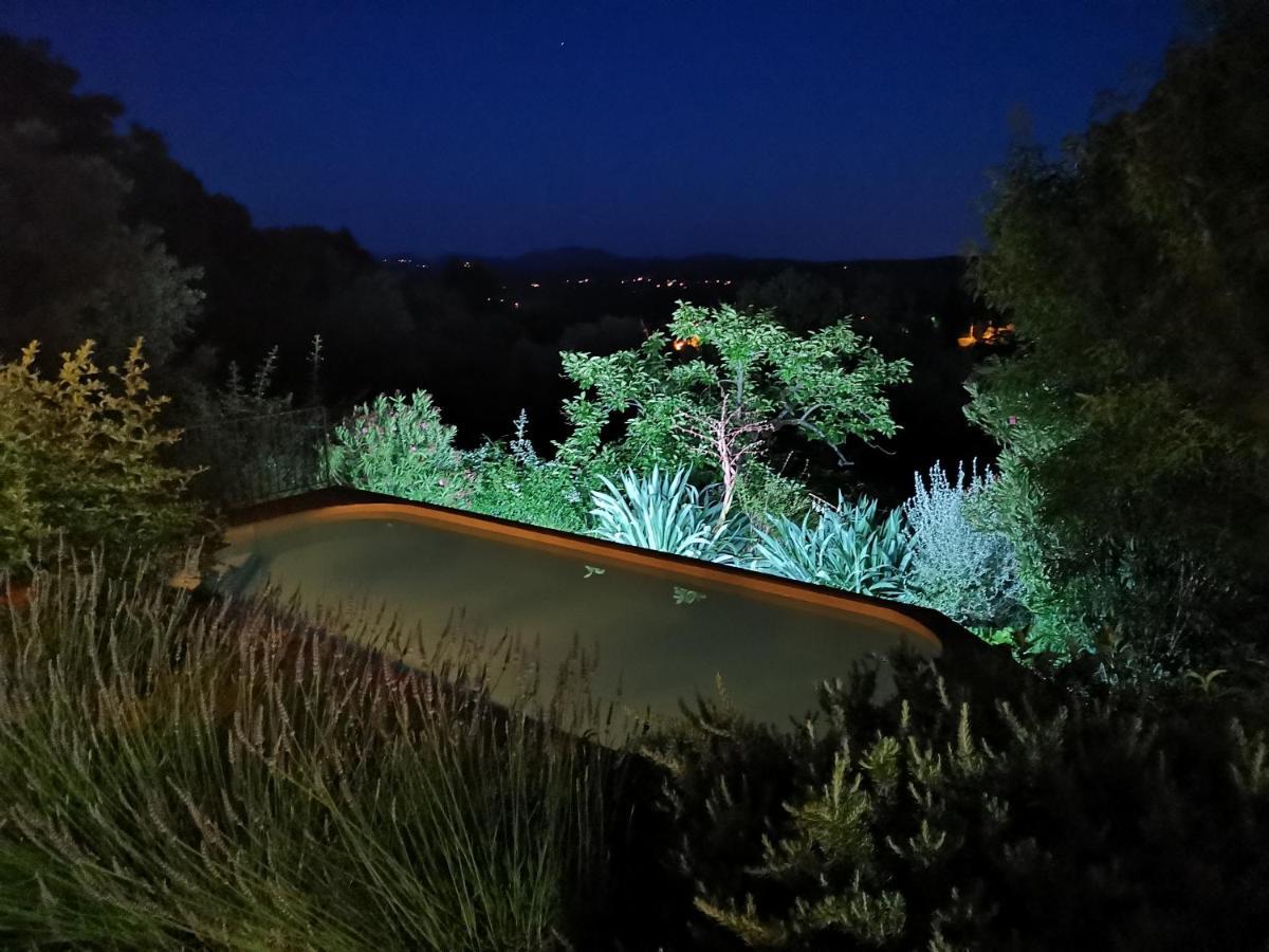 Le Nid Des Arts Bed & Breakfast Tourrettes Luaran gambar